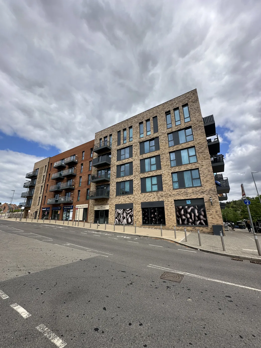 Aragon House at Castle Hill, one of the other neighbourhoods in the Eastern Quarry development. The photograph does not show the Ashmere Phase 5 site.